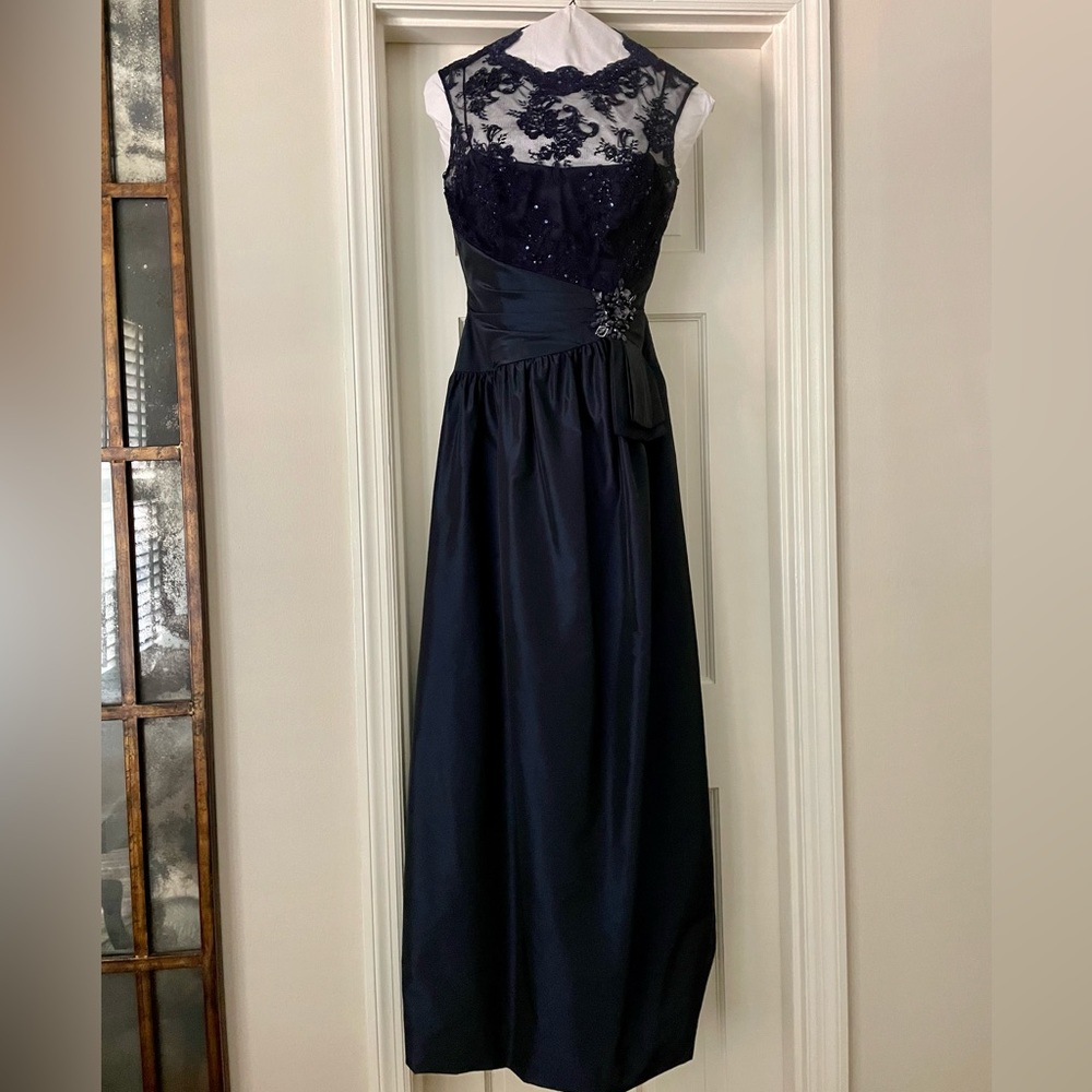 RICKIE FREEMAN FOR TERI JON EVENING GOWN  WORN ONE TIME!!!